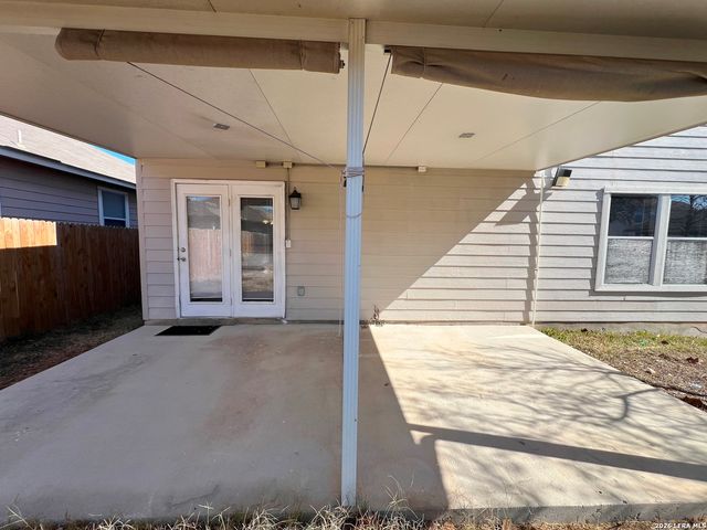 2219 Red Rock Crossing, San Antonio, TX 78245