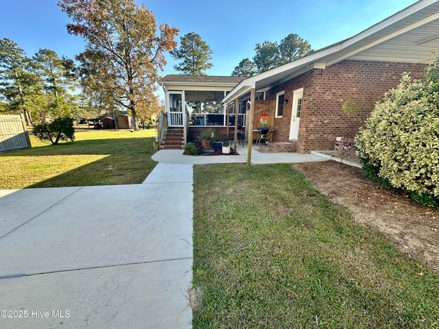 16 Port Side Lane, Belhaven, NC 27810