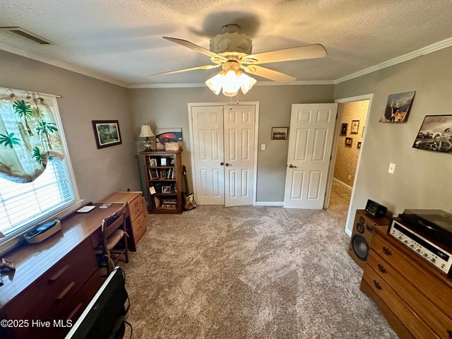 16 Port Side Lane, Belhaven, NC 27810