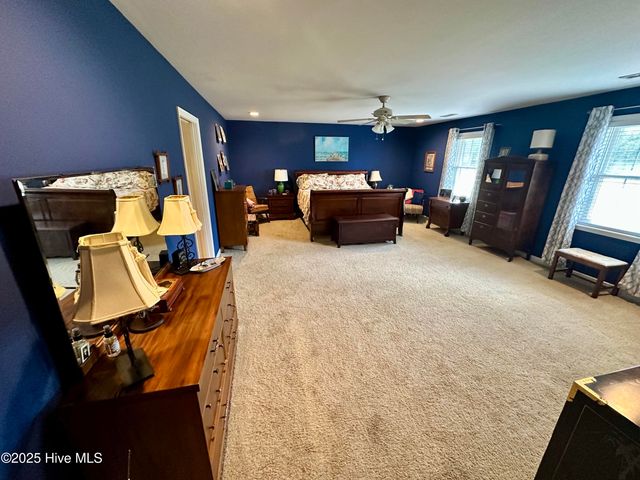 16 Port Side Lane, Belhaven, NC 27810