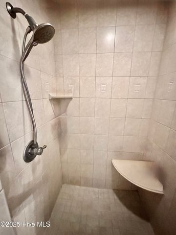 16 Port Side Lane, Belhaven, NC 27810