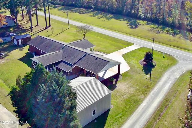 16 Port Side Lane, Belhaven, NC 27810