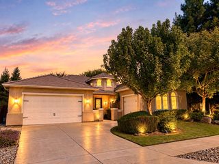 2551 Magill Ave, Clovis, CA 93611