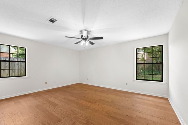 6337 EASTBRIER DR, Bartlett, TN 38135