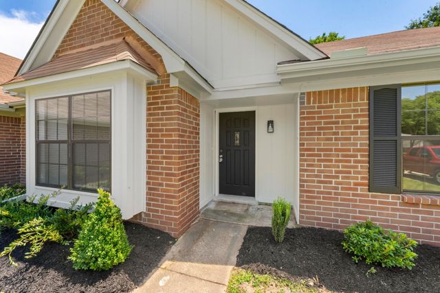 6337 EASTBRIER DR, Bartlett, TN 38135