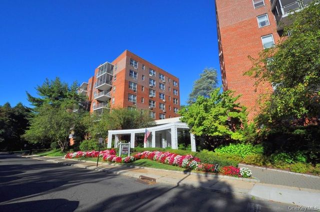 281 Garth Road B6D, Scarsdale, NY 10583