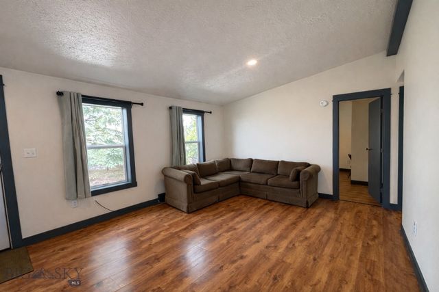 606 Meadow Circle, Belgrade, MT 59714