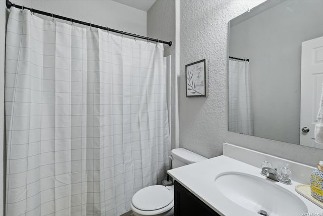 711 Rio Cactus Way, San Antonio, TX 78260