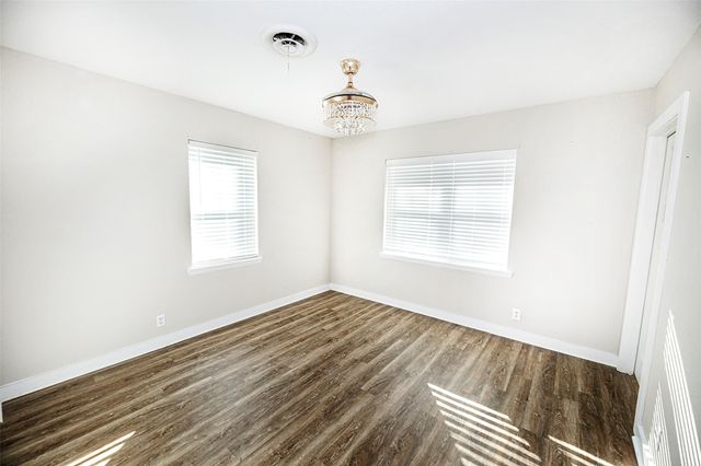 1209 Pebble Street, Bowie, TX 76230