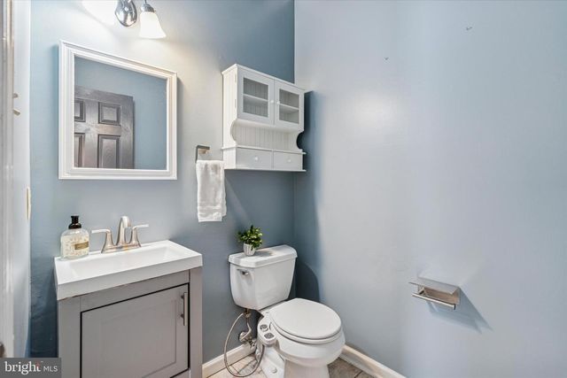 1003 CLOVER MILL CIR, Collegeville, PA 19426