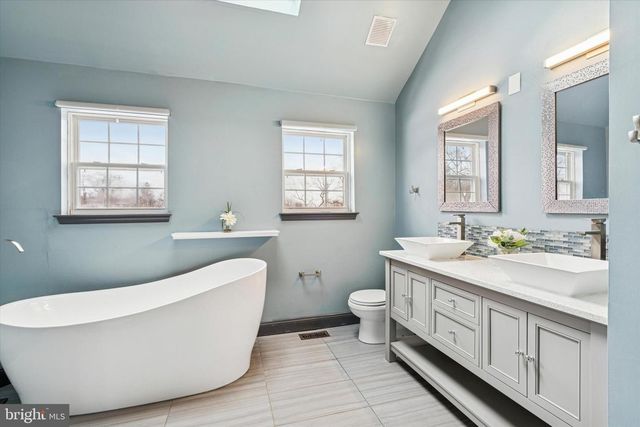 1003 CLOVER MILL CIR, Collegeville, PA 19426