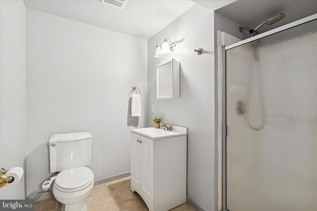 1003 CLOVER MILL CIR, Collegeville, PA 19426