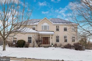 1003 CLOVER MILL CIR, Collegeville, PA 19426