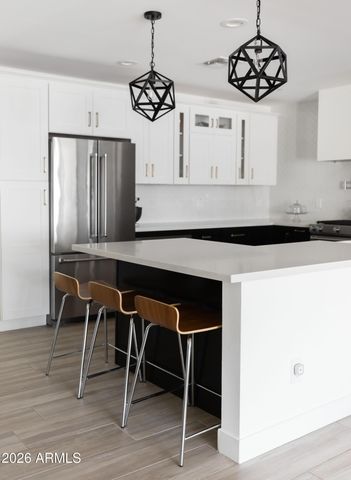 3830 E DEVONSHIRE Avenue, Phoenix, AZ 85018