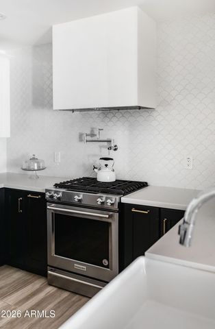 3830 E DEVONSHIRE Avenue, Phoenix, AZ 85018