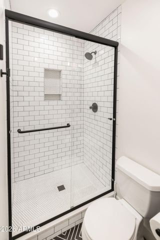 3830 E DEVONSHIRE Avenue, Phoenix, AZ 85018