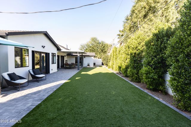 3830 E DEVONSHIRE Avenue, Phoenix, AZ 85018