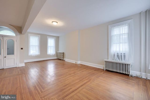 536 E KING ST, Lancaster, PA 17602