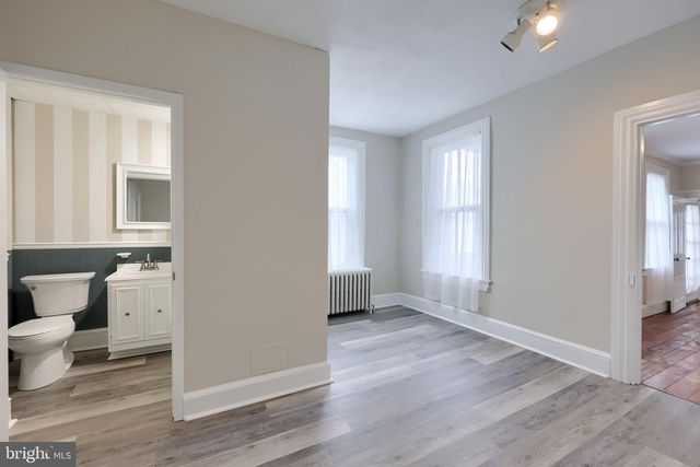 536 E KING ST, Lancaster, PA 17602