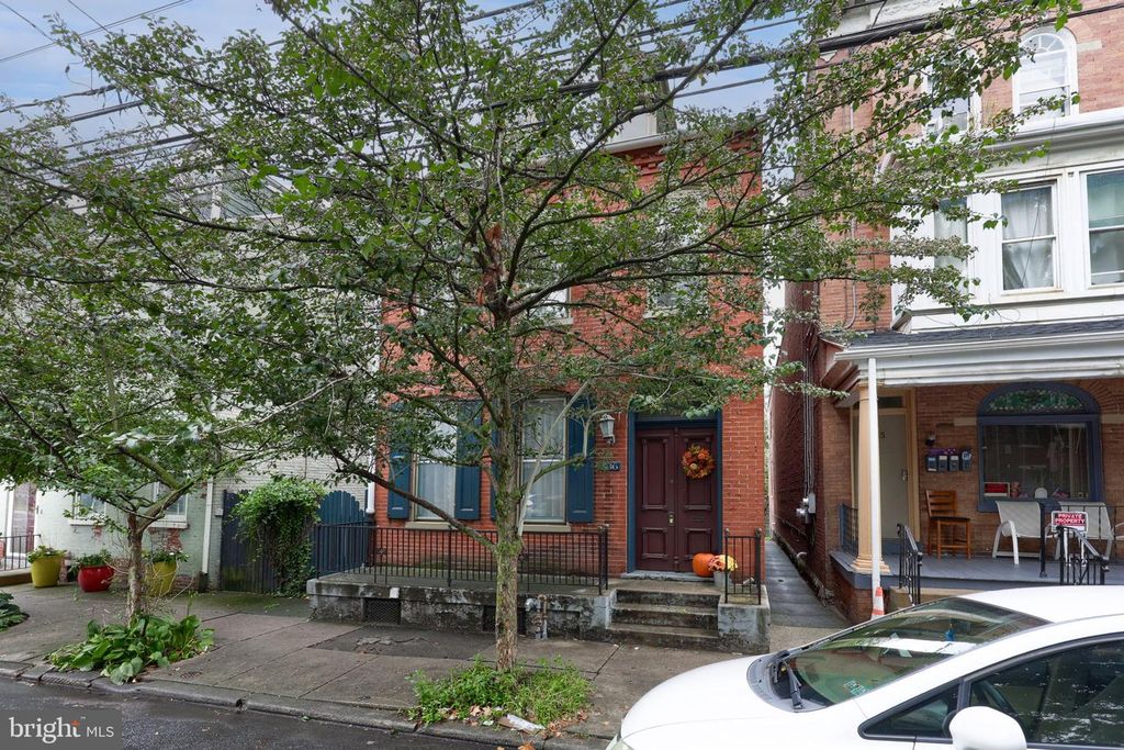 536 E KING ST, Lancaster, PA 17602