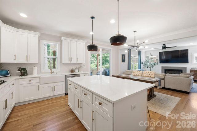 4016 Tresevant Avenue, Charlotte, NC 28208