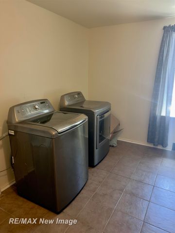 200 Raymond Street, Bay City, MI 48706