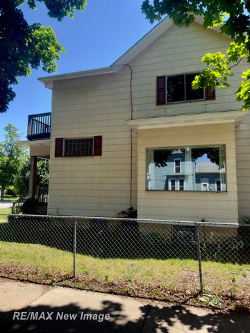 200 Raymond Street, Bay City, MI 48706