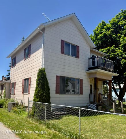 200 Raymond Street, Bay City, MI 48706
