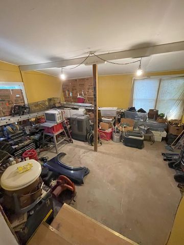 805 E Holland Avenue, Alpine, TX 79830