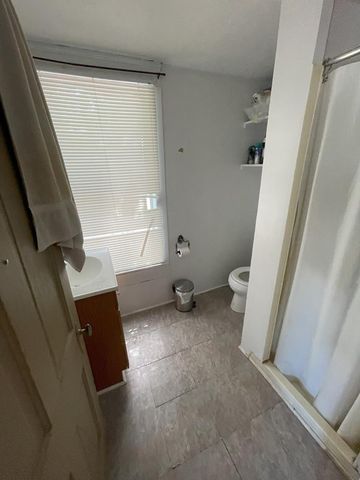 805 E Holland Avenue, Alpine, TX 79830