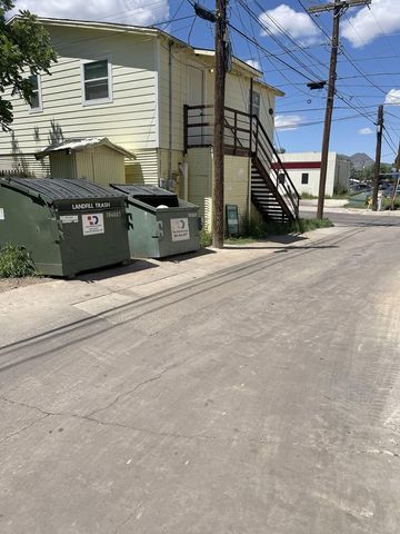 805 E Holland Avenue, Alpine, TX 79830