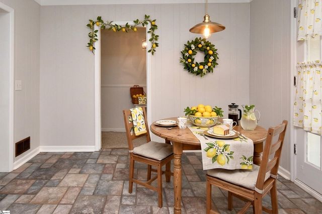 304 N 1st Street, Easley, SC 29640