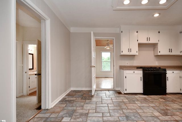 304 N 1st Street, Easley, SC 29640