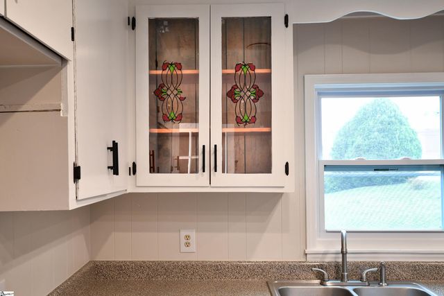 304 N 1st Street, Easley, SC 29640