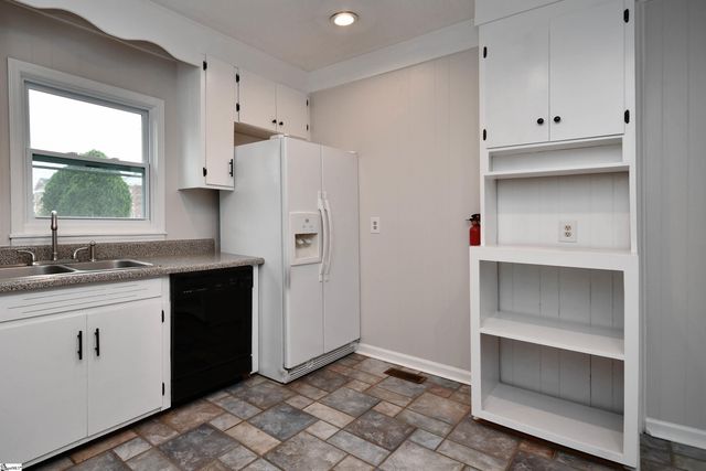 304 N 1st Street, Easley, SC 29640