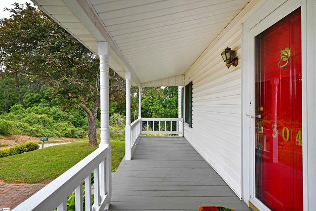 304 N 1st Street, Easley, SC 29640