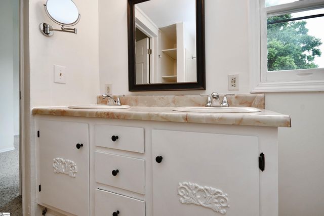 304 N 1st Street, Easley, SC 29640