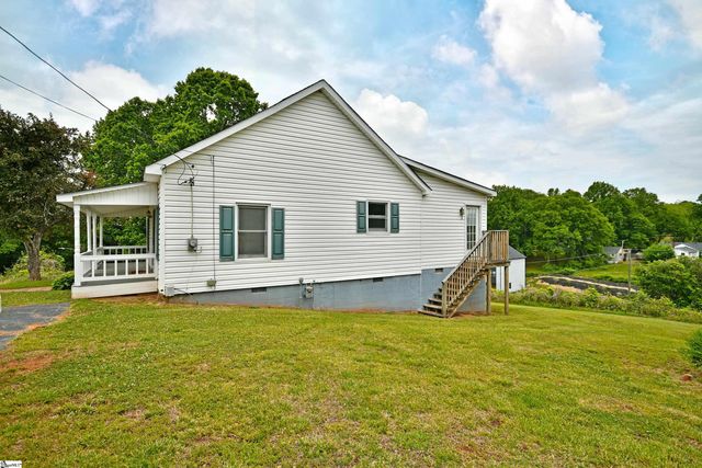 304 N 1st Street, Easley, SC 29640