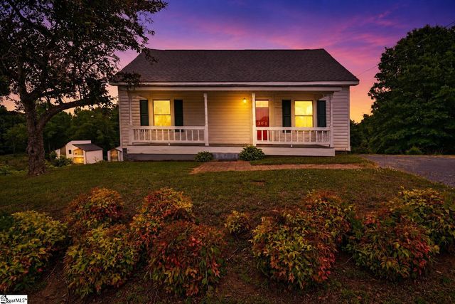 304 N 1st Street, Easley, SC 29640
