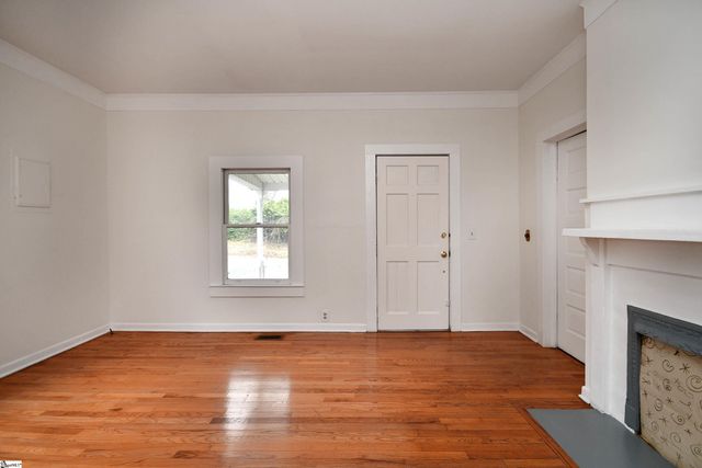 304 N 1st Street, Easley, SC 29640