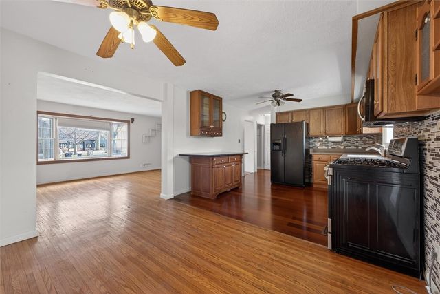 207 Edgemere Drive, Greece, NY 14612