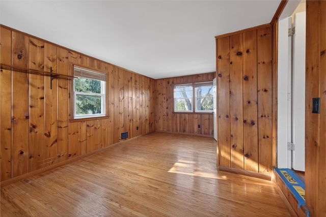 207 Edgemere Drive, Greece, NY 14612