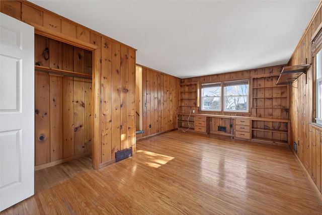 207 Edgemere Drive, Greece, NY 14612