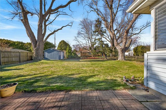 207 Edgemere Drive, Greece, NY 14612