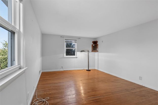 207 Edgemere Drive, Greece, NY 14612