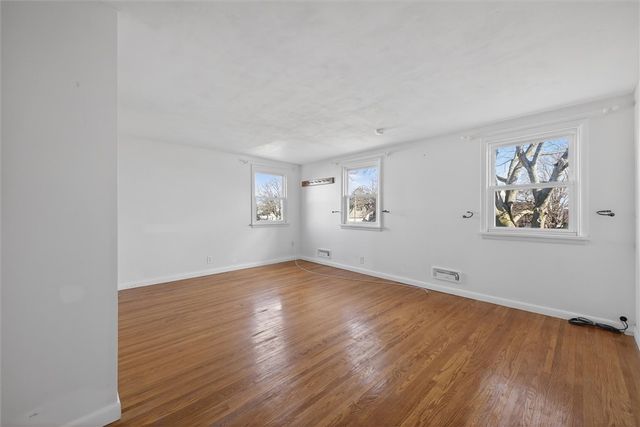 207 Edgemere Drive, Greece, NY 14612