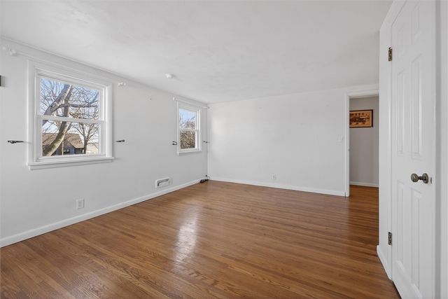 207 Edgemere Drive, Greece, NY 14612