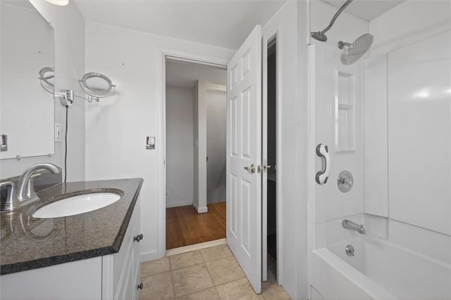 207 Edgemere Drive, Greece, NY 14612