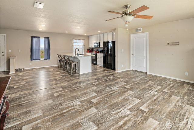 261 Flying Rock Road, Ellensburg, WA 98926