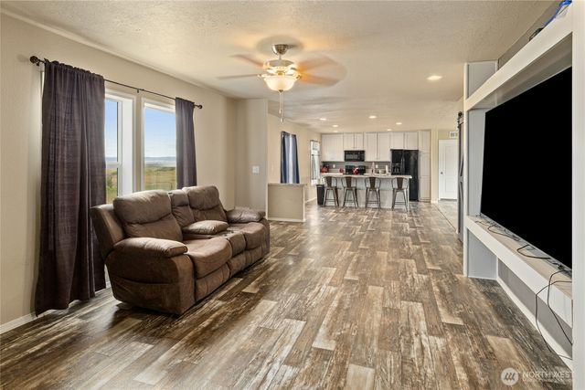 261 Flying Rock Road, Ellensburg, WA 98926